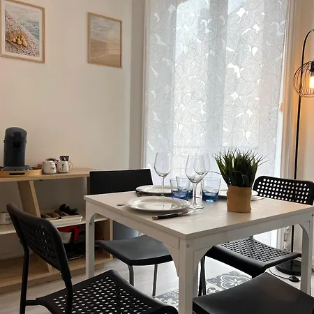 Apartmán ღ Anthelios - Au Coeur Du Vieux Port & Wifi Fibre